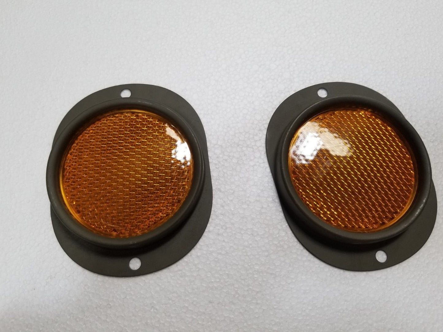 HMMWV REFLECTOR SET AMBER 12342500-2 MS35387-2 M998 HUMVEE HUMMER