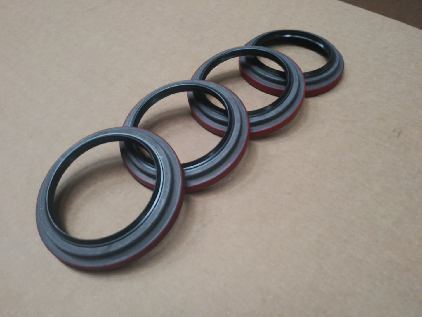 M809 5 Ton Truck Inner Hub Seal M39 M54 M939A1 Series Axle