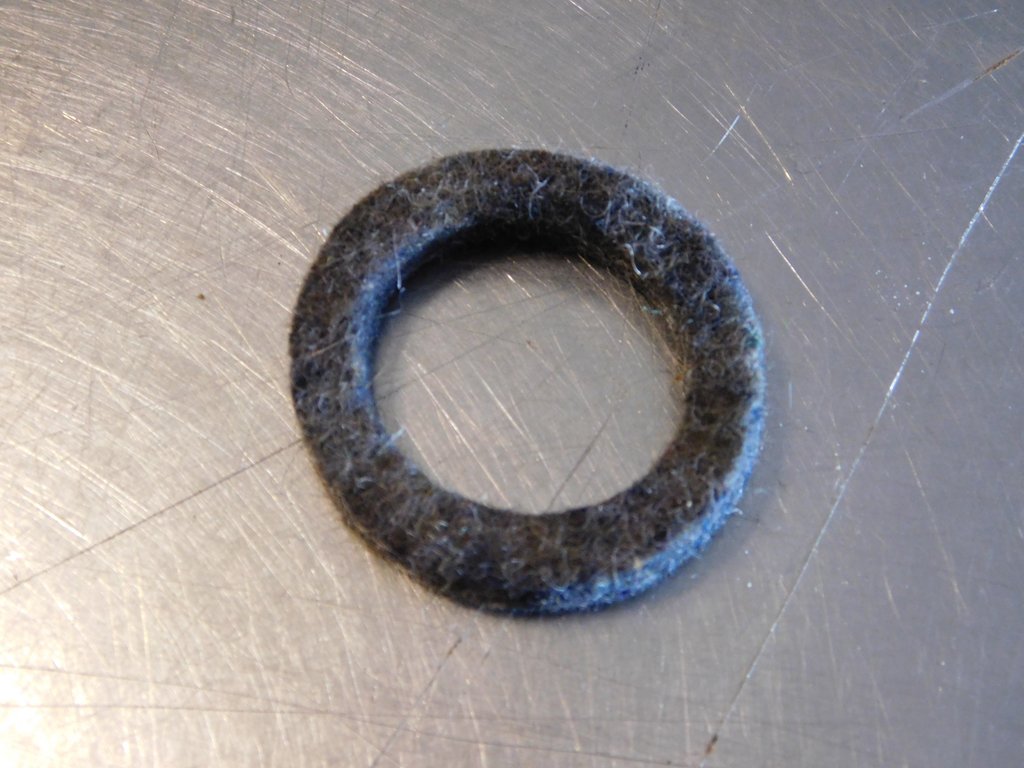 (4) M35A2 2.5 TON WASHER FELT ANCHOR 5160346 10896712 5310-01-006-8845