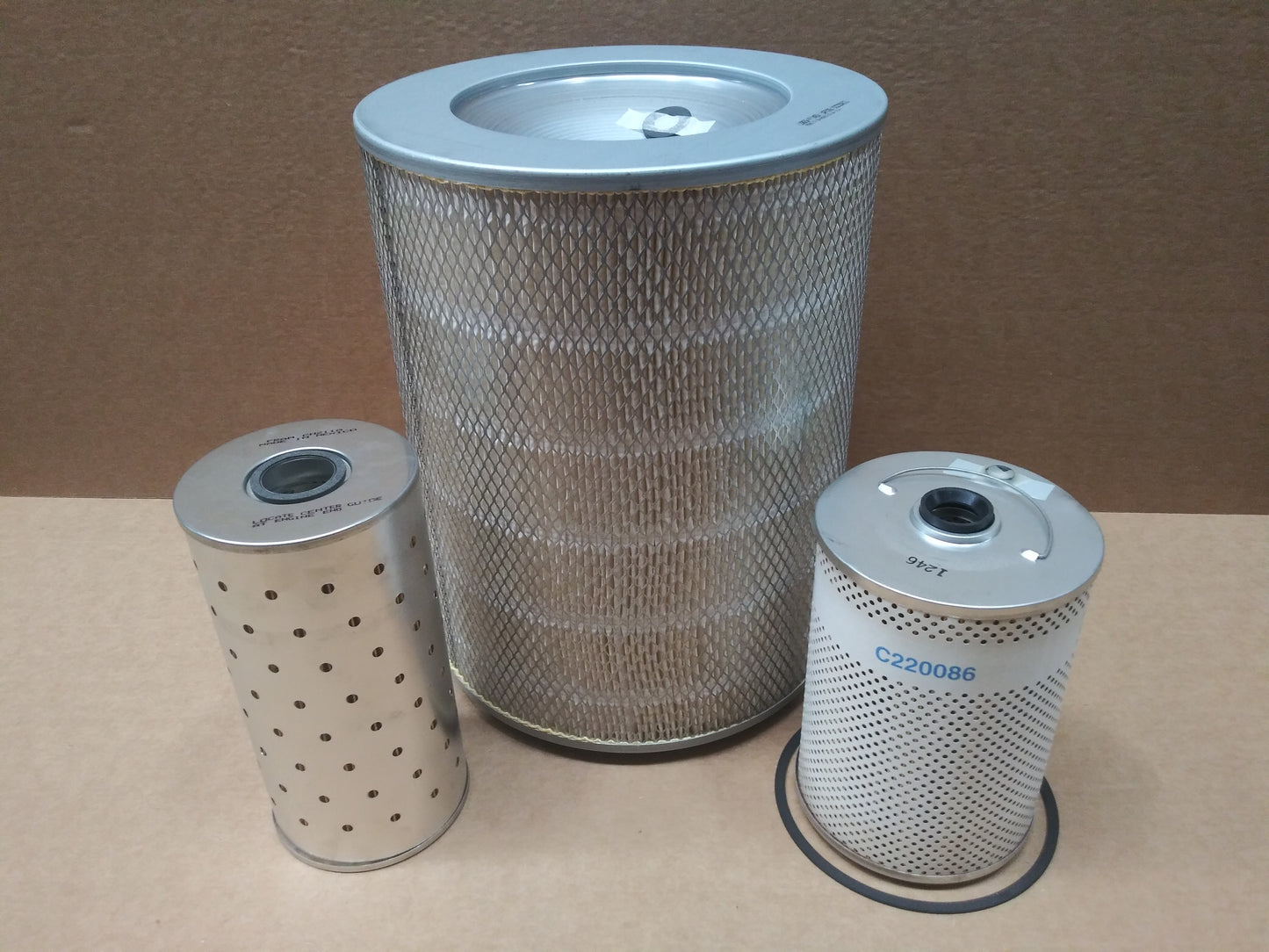 M809 5 Ton M800 Series Cummins 250 Air Filter Kit  Maintenance Kit 11604545  2940-00-134-4657