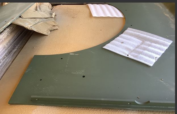 2510-01-536-0635	 12540120 HUMVEE HMMWV HARD TOP ROOF 6432492 6432492-01M1 PANEL ASSY, ROOF ARMOR, RIGHT - 100 ARMOR, ROOF HALF (RH)