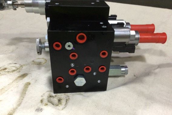 4730-01-567-8670 M1083A1 M1083A1P2 M1084 HYDRAULIC MANIFOLD ASSEMBLY 12505553