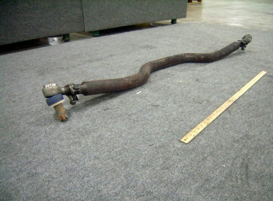 HEMTT TIE ROD ASSEMBLY 2530-01-210-3624  1456850 3071902