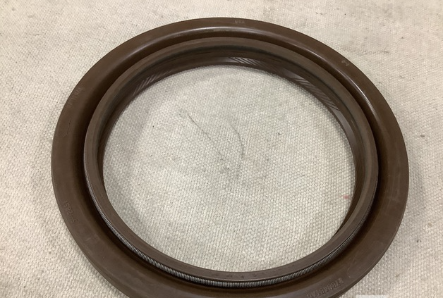 MRAP LVSR MTVR 7 Ton M915 M916 LMTV FMTV SEAL 5330-01-446-3786 Seal 4.17X5.37X.69 POS-3786-A-0039