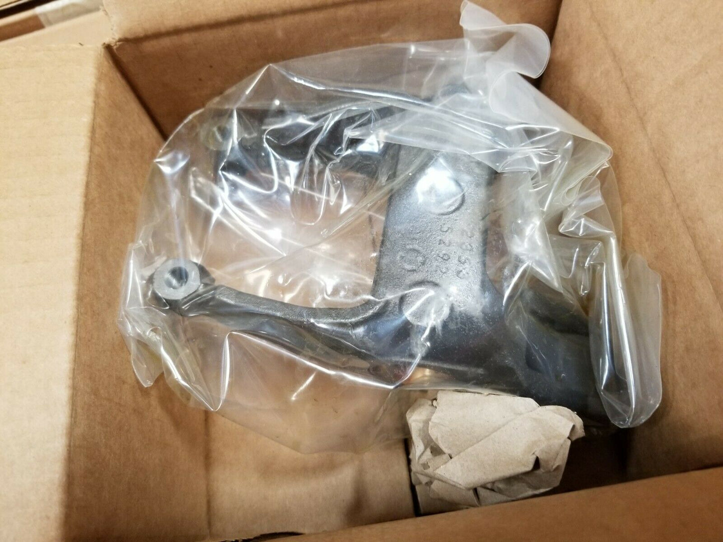 DETROIT DIESEL Rocker ARM/RLR A DDE-23538247 23538247 M916 M916A2 LET NTC 400