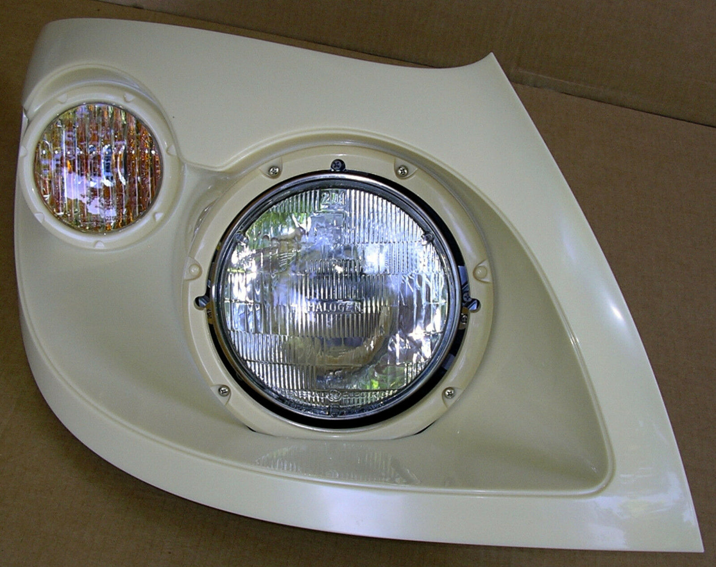 OEM Navistar Headlight Assembl MRAP, Workstar Compatible, RH Side 3674973C91