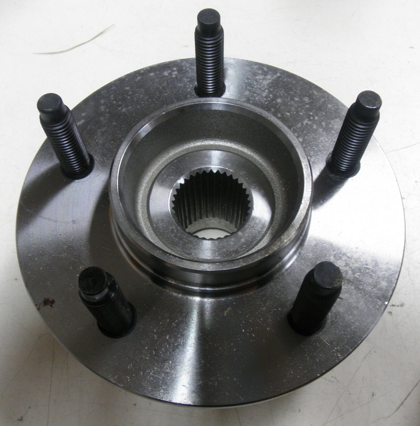 2530-01-598-8370 Wheel Hub M1161 M1163 Growler ITV-LSV 55000911