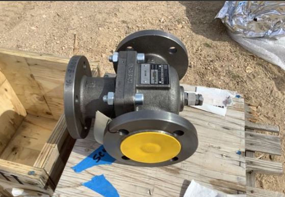 4820-12-394-8198 VALVE,REGULATING,TEMPERATURE M50 D 3 H 120 DA