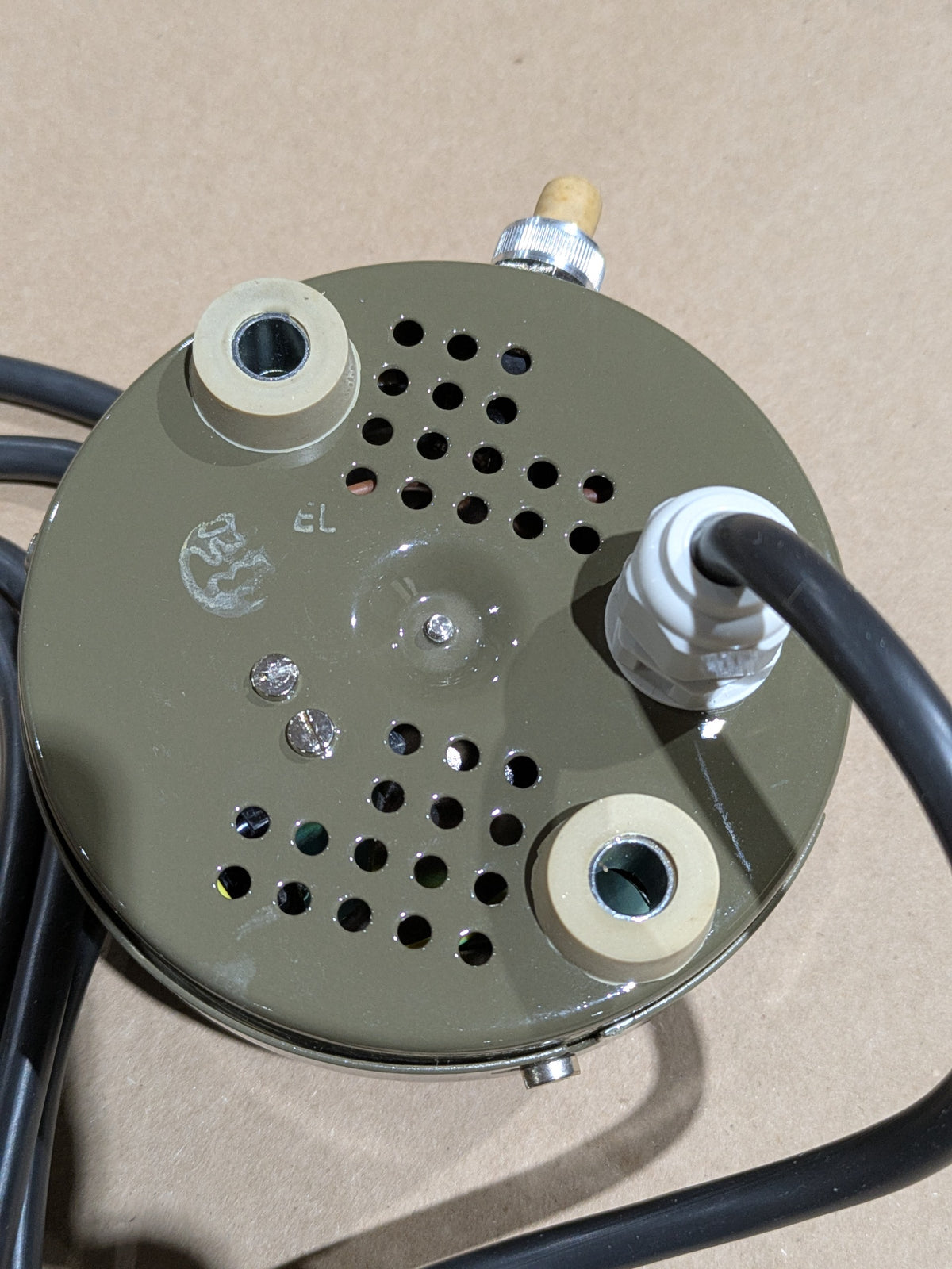 Tadano America Corporation 42568312 Light Screen - NSN 3810-01-553-4810 - photo 3