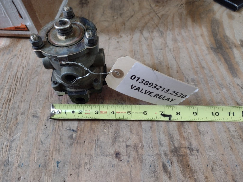 Navistar 483795C91 Relay Valve, Air Pressure - NSN 2530-01-389-3213 - photo 2