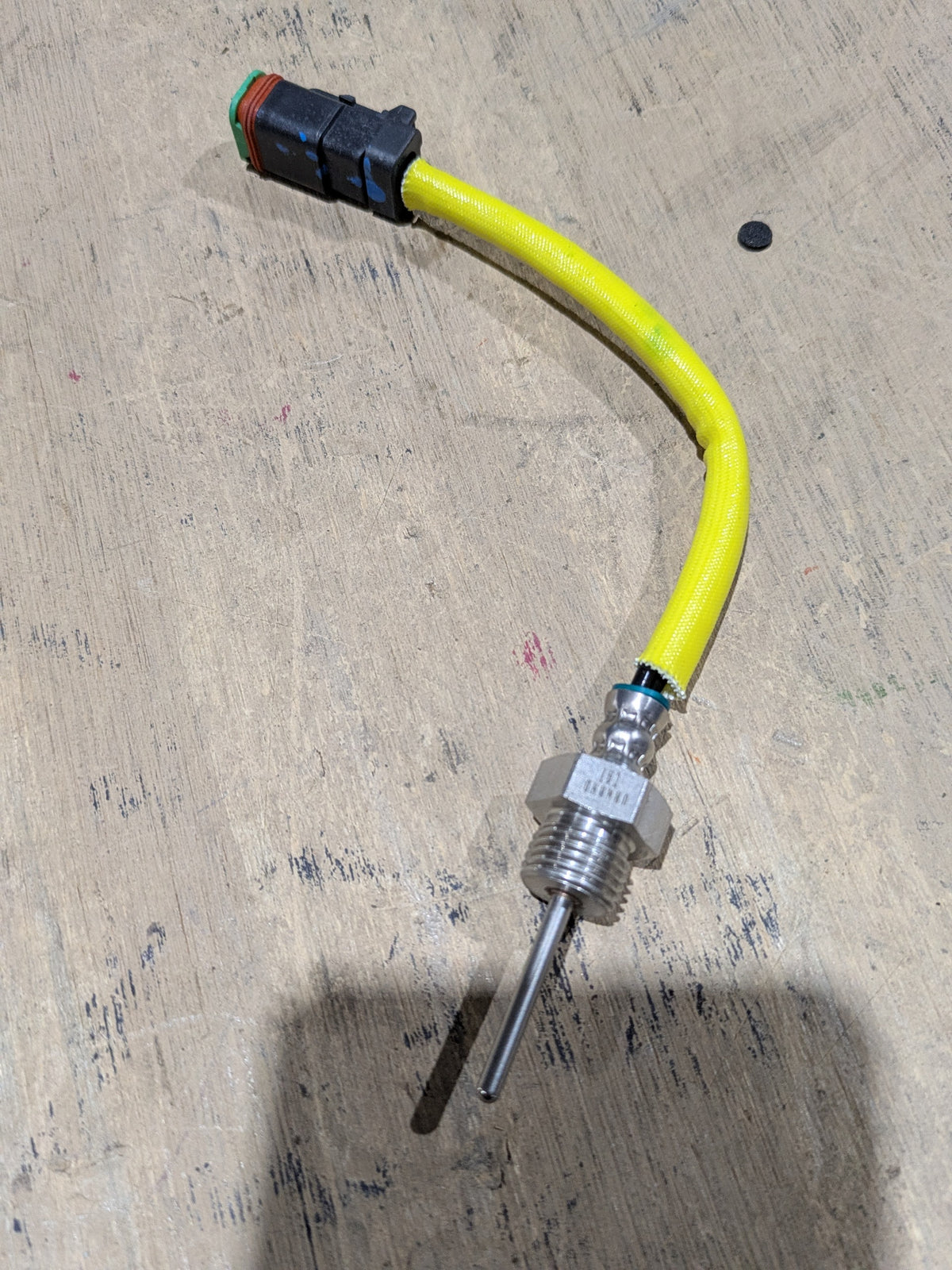 Oshkosh Defense LLC 18KP960 Engine Coolant Temperature Sensor - NSN 2990-01-576-4592 - photo 2