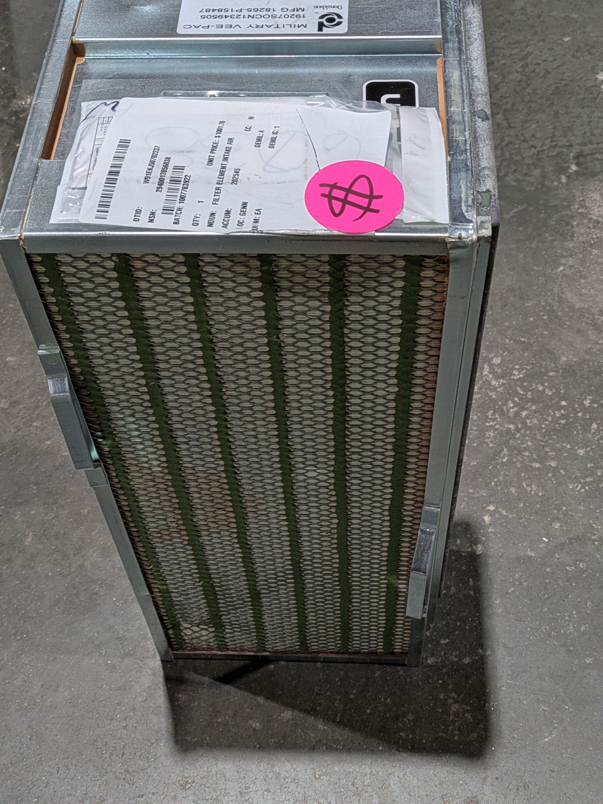 Donaldson Company, Inc. P15-8487 Filter Element, Intake - NSN 2940-01-205-6038 - inventory label