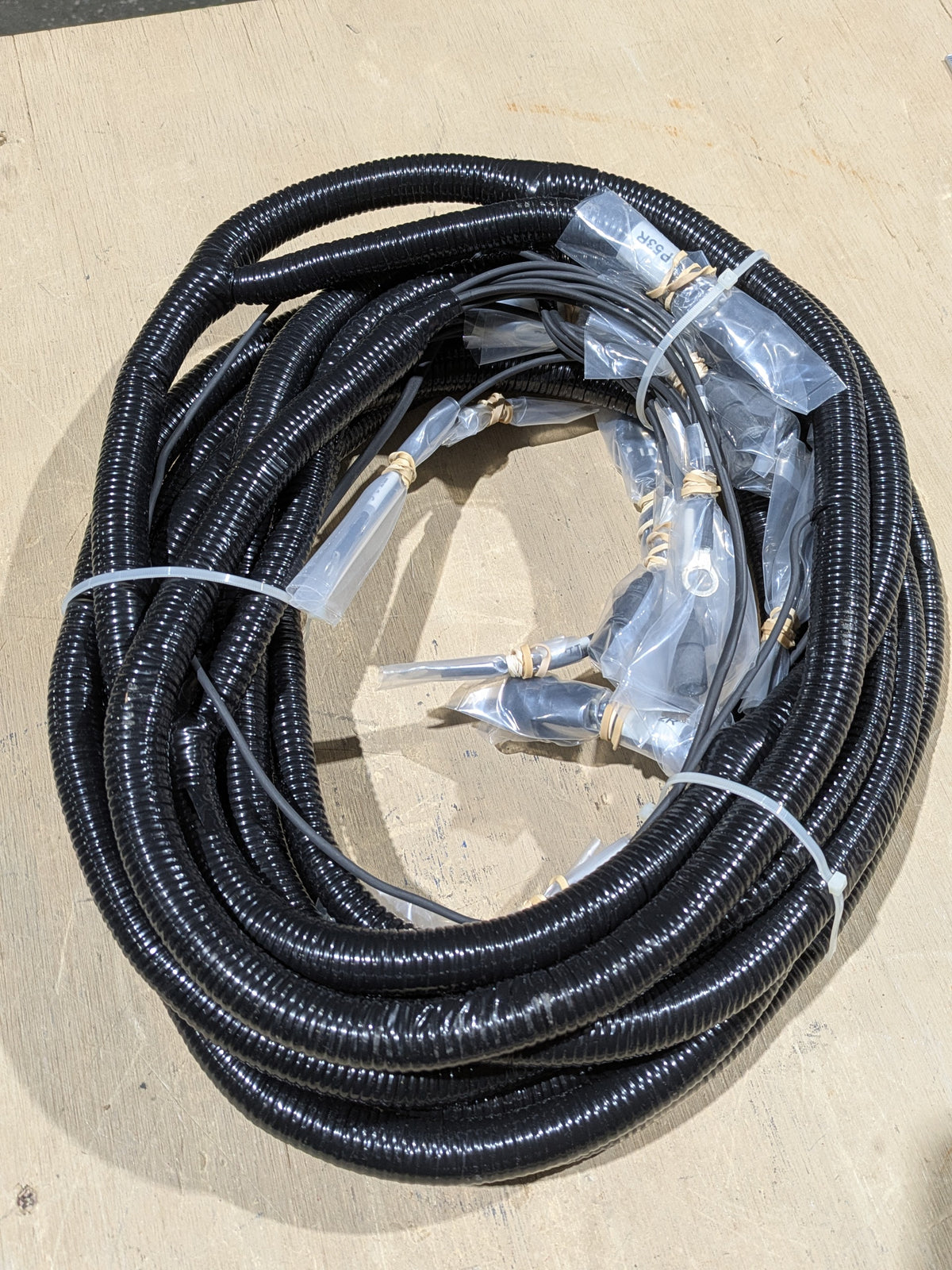 BAE Systems Tactical Vehicle Systems 12422271-001 Cable Assembly - NSN 6150-01-470-3280 - photo 1