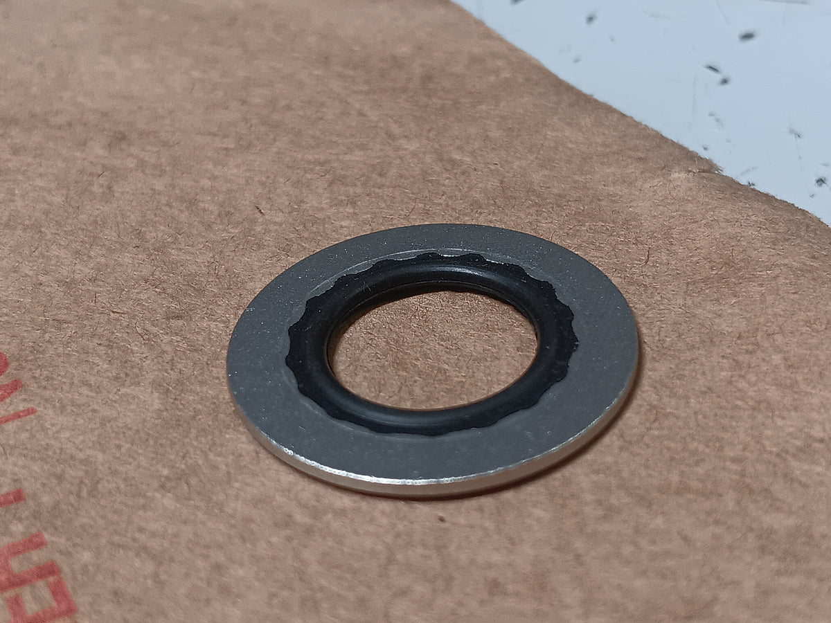 Parker-Hannifin 600-0115-10 O/S Packing with Retainer - NSN 5330-00-297-6466 - photo 1