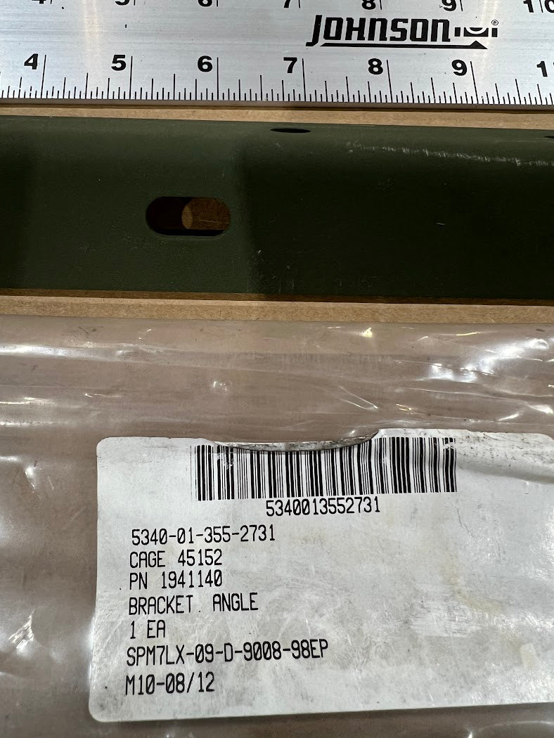 Military PLS M1074 M1076 1941140 Green ANGLE BRACKET NSN 5340-01-355-2731 OEM New — photo 3