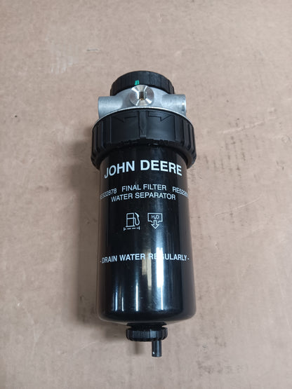 Deere & Company Fluid Filter Body RE525802 - NSN 2910-01-567-1477 - photo 1