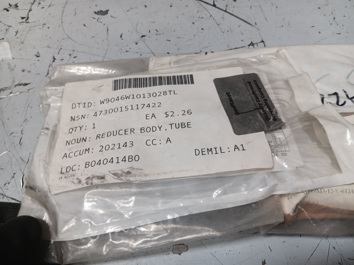 SAE International J514/1 8-10 070123C Tube Reducer Body - NSN 4730-01-511-7422 - inventory label
