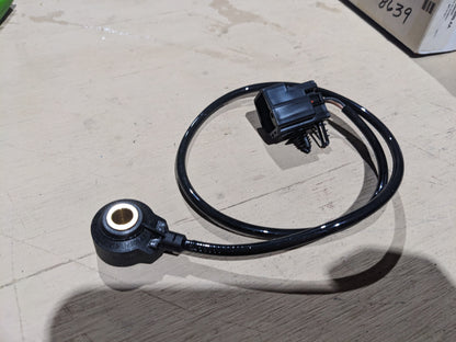 Ford Motor Co General Parts Division XL3Z 12A699-AA Crankshaft Sensor - NSN 2990-01-538-8639 - photo 2