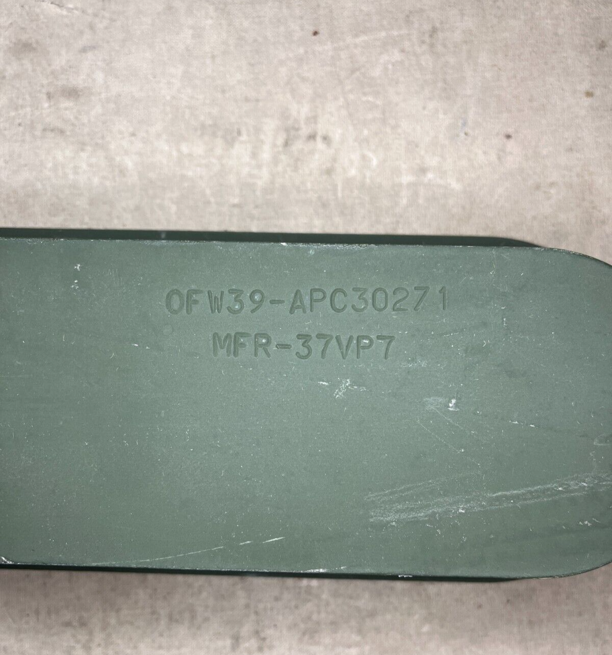 FMTV BAE SYSTEM APC30271 SPECIAL SHAPED SPACER LATCH HANDLE 5365-01-570-4263 NOS