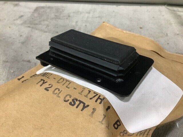 STINGER MISSILE DUST AND MOISTURE SEAL BOOT 11488109 10371895 5340-01-226-6405