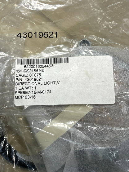 TRUCK-LITE 43019621 VEHICULAR TURN SIGNAL FRONT LIGHT ASSEMBLY 6220-01-605-4463