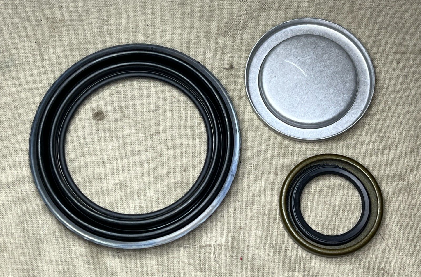 HMMWV HUMMER 57K3512 DISC BRAKE REAR CALIPER PARTS KIT 5744403 2530-01-455-9330