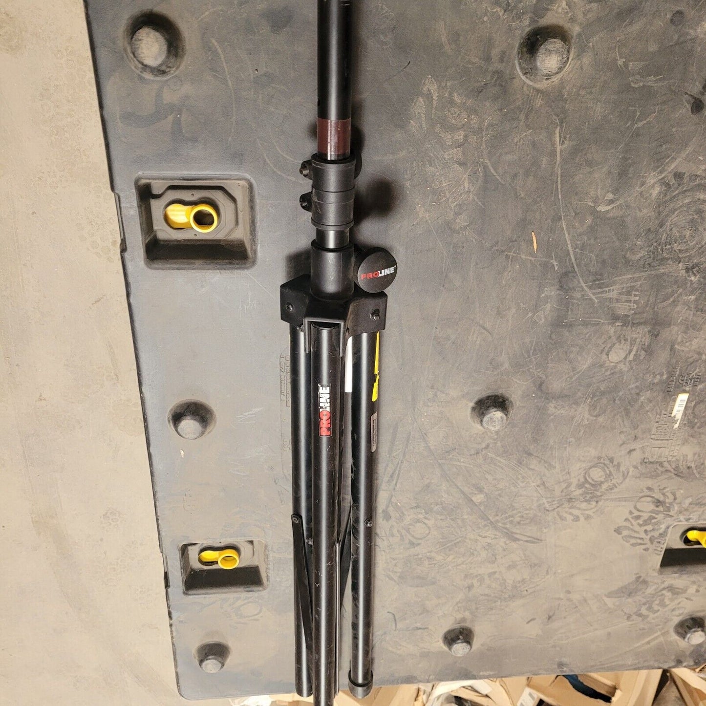 PRO-LINE RACING SOUNDRECORDING SPEAKER STAND - BLACK - OPEN BOX