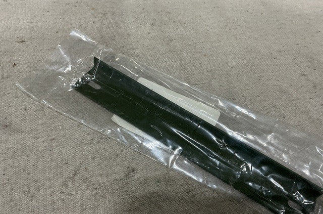 Insulation Retainer 5594077 NSN 2590-01-261-6851 - photo 3