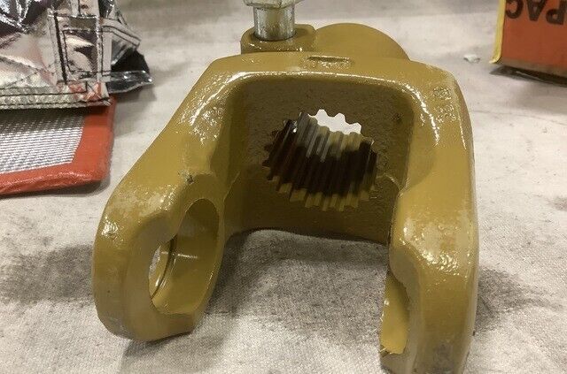 John Deere Universal Joint Yoke - AW27877 1 3/4 Fits CX20 FC15M HX15 M20 FC10R