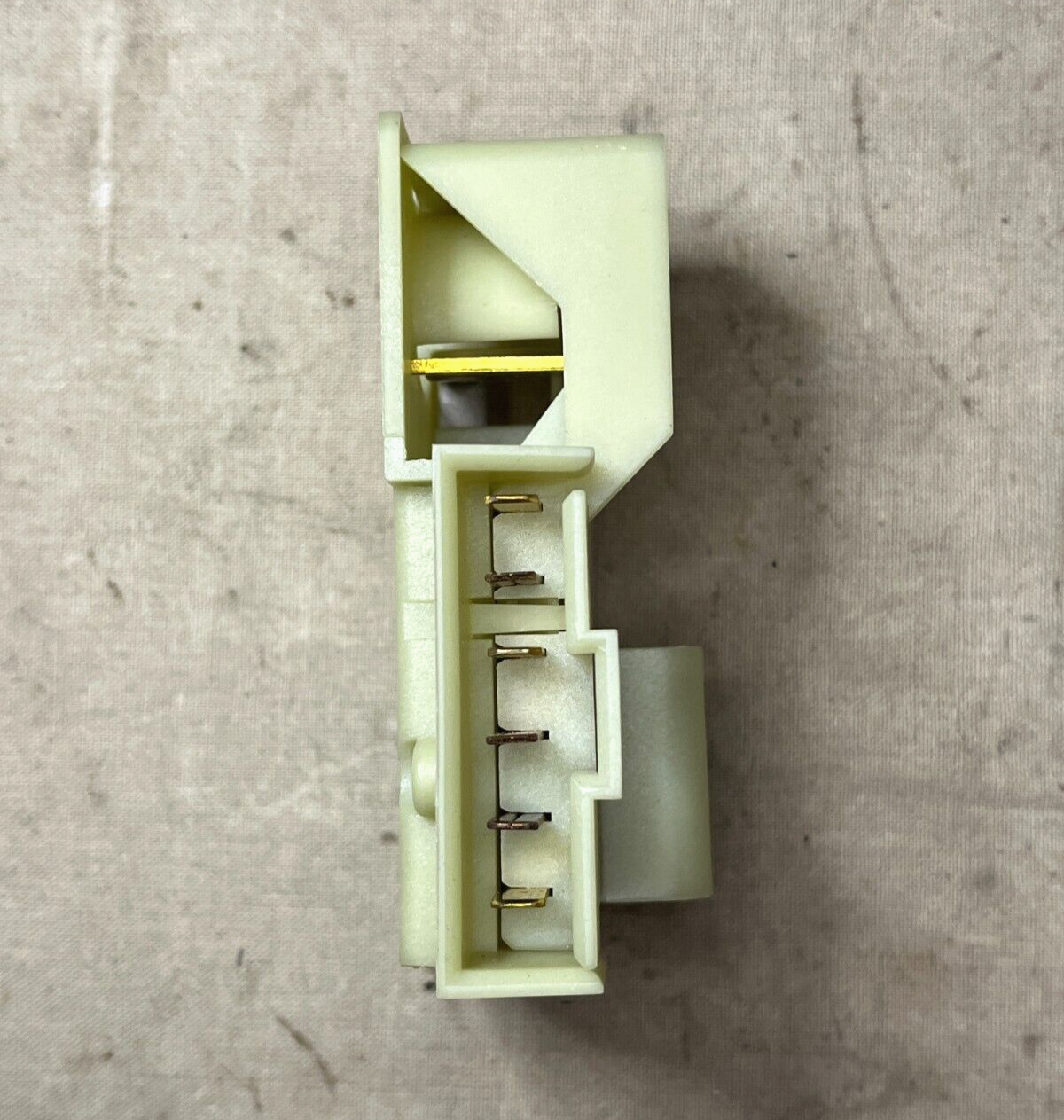 GENUINE GMC ACDELCO 12450076 TRUCK SUV BRAKE LIGHT SWITCH 2540-01-415-4930