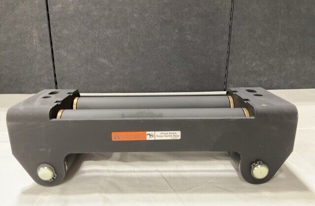 MRAP MAXXPRO NAVISTAR 2596779C1 WINCH ROLLERS BRACKET ASSEMBLY 2590-01-566-6461