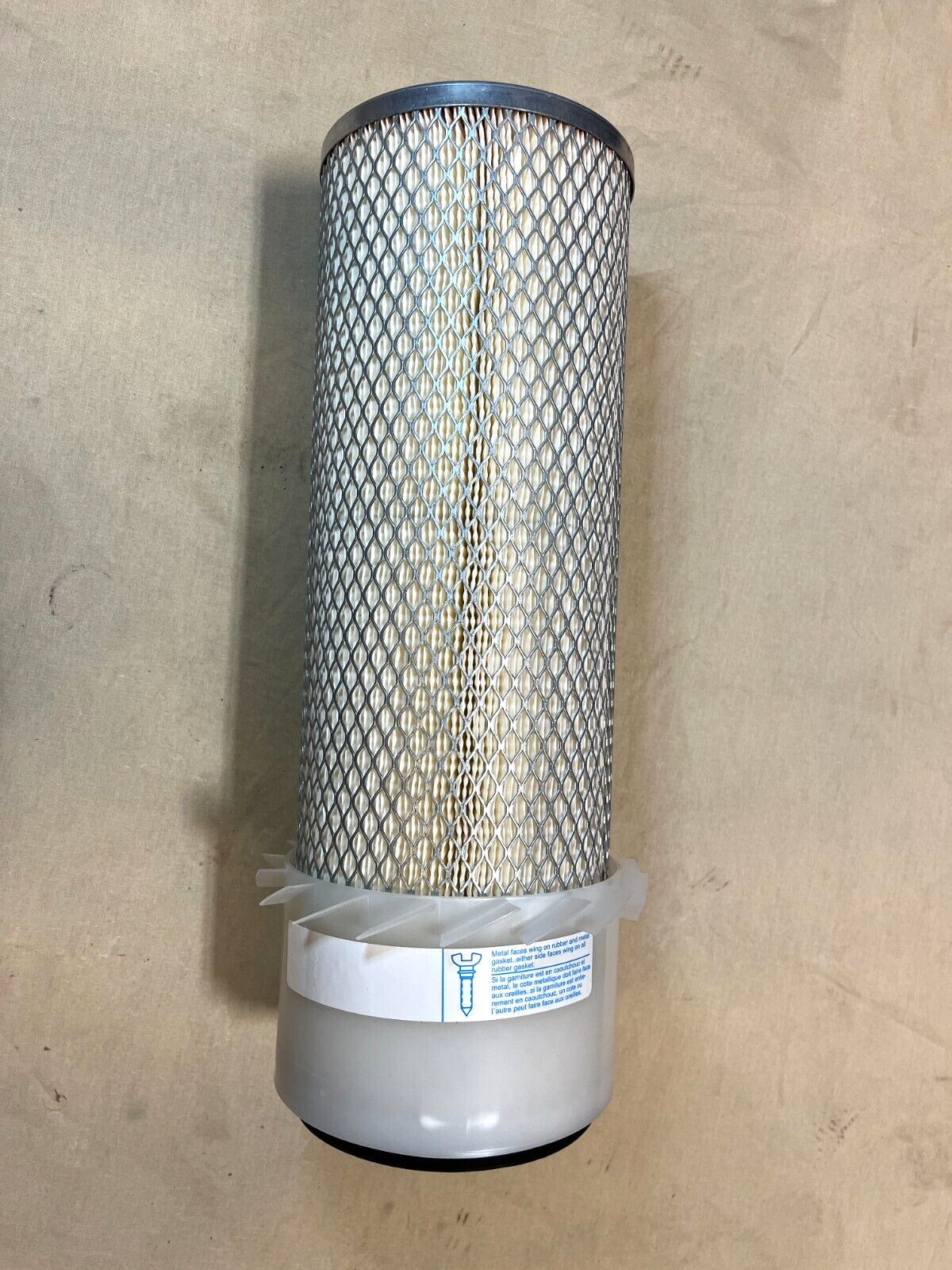 2940-01-306-3163 SKID STEER BACKHOE FORKLIFT AIR INTAKE FILTER 42518 A173290