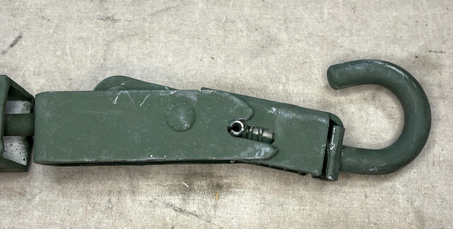 MILITARY M939 TRUCK SERIES 12302702 CLAMPING HOOD LATCH CATCH 5340-01-171-8267