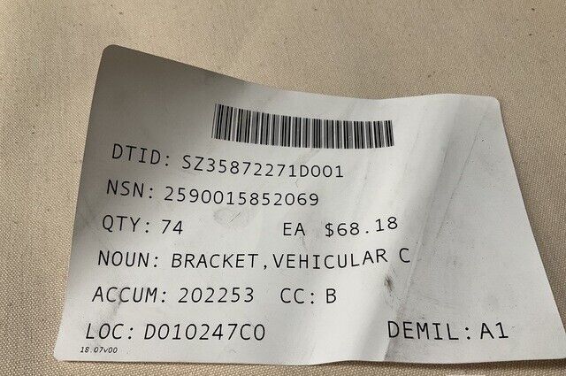 MRAP COUGAR VEHICULAR BRACKET COVER, PLATE RESTRAINT 10008237 2590-01-585-2069