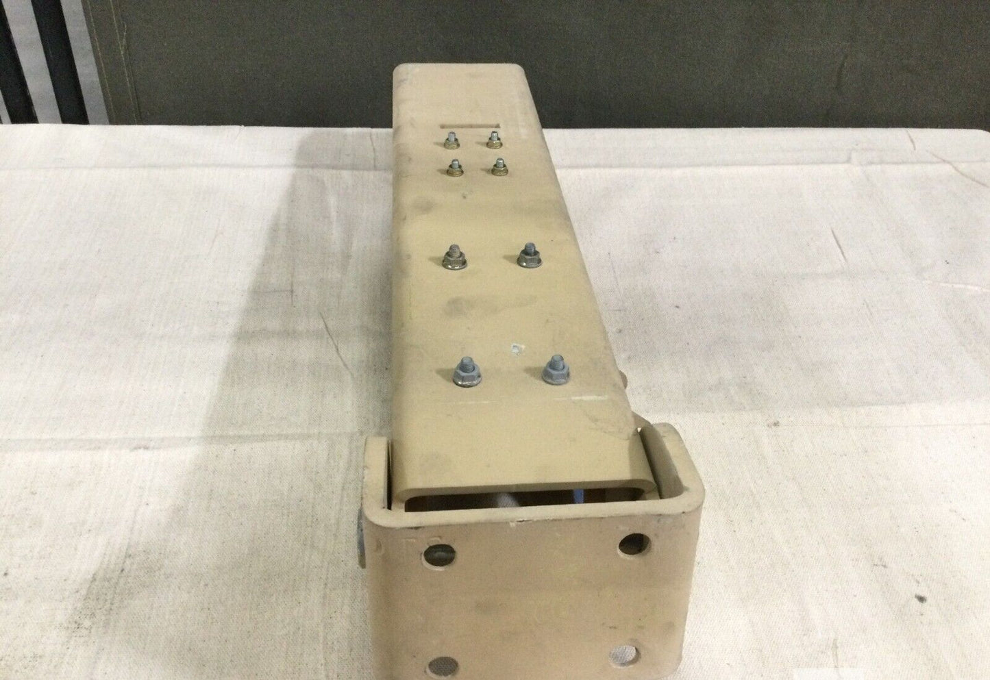 MRAP HAND OPERATED DRUM WINCH WHEEL SPARE RH ASSY R0067059 3950-01-557-6177 NOS