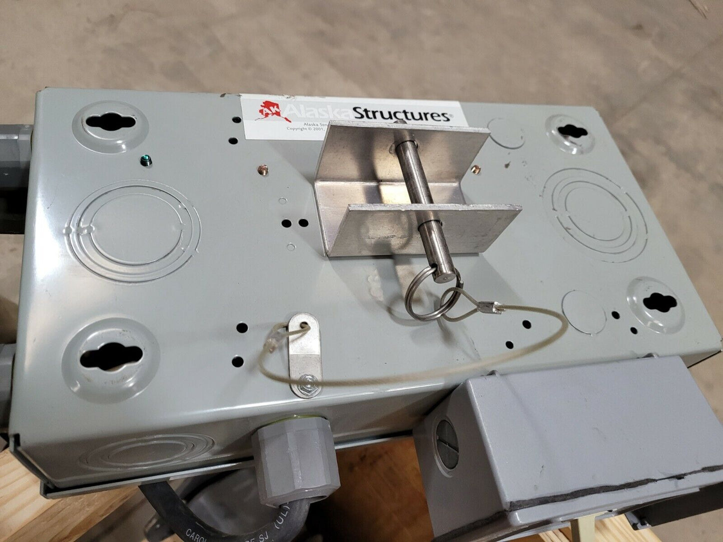 POWER DISTRIBUTION BOX: Alaska Structures AK1626-EL-DB