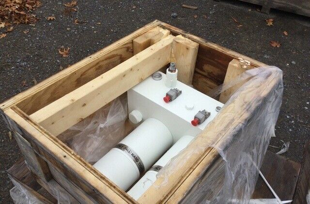 RECOVERY VEHICLE M51/M74/M88 12364578 HYDRAULIC MANIFOLD 4730-01-422-2572