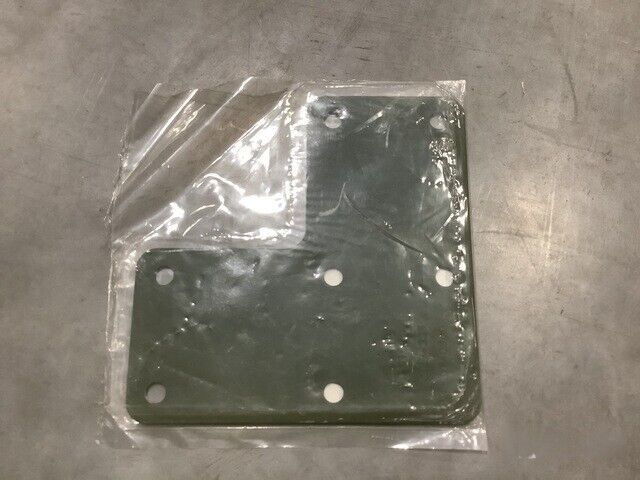 GENUINE MILITARY PALLETIZED LOADING TRUCK OSHKOSH 3394335 MOUNTING PLATE USA