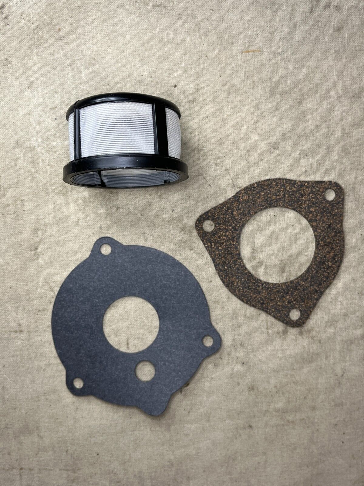 M-113A1, M-113A2, M-113A3 3WC64 FLUID FILTER ELEMENT 300-1001	2910-01-054-6990