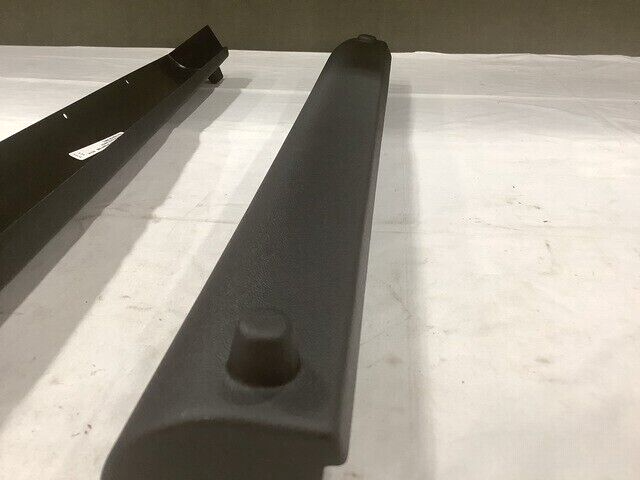 M998 HMMWV, M997A2 12469522 DRIP PAN HEATER GRILL SET LH RH 4940-01-496-2178 USA