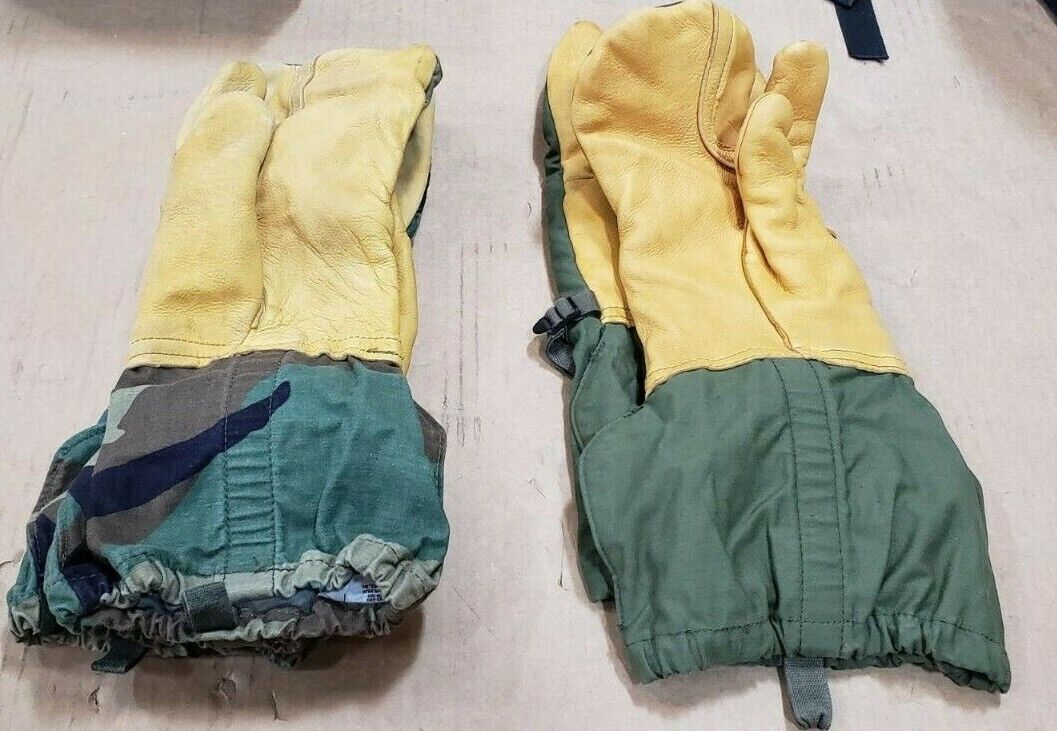 2 pairs of military leather/canvas snow mittens