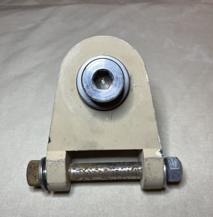 3767271 OSHKOSH TOWBAR MOUNTING BRACKET FOR LSVR MTVR-2  5340-01-566-0264