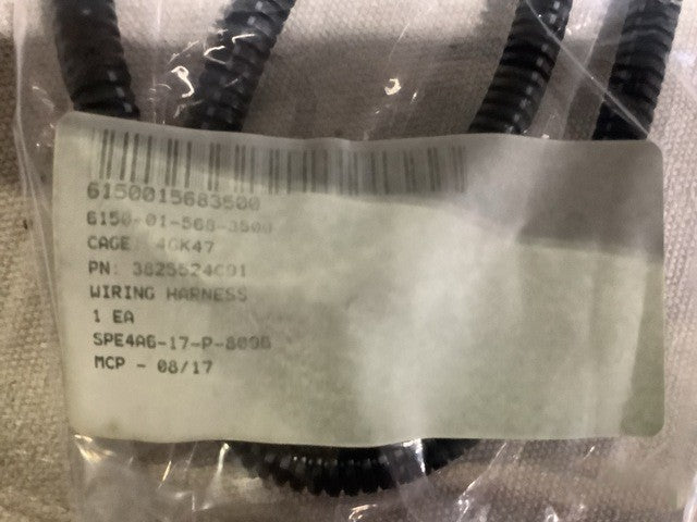 Wiring Harness 3825524C91 NSN 6150-01-568-3500 - photo 3