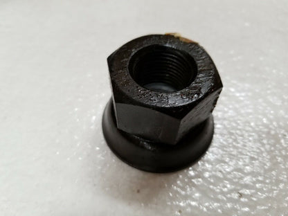 M48 M747 Trailer Nut Piloted Wheels 7058085 5380800 82918 A380800