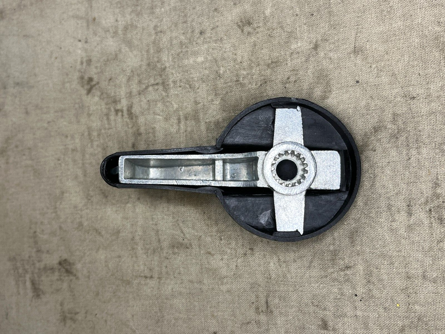 FMTV/LMTV TRUCK 12417502 INSIDE VEHICULAR INTERIOR DOOR HANDLE 2540-01-378-9352