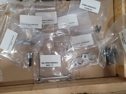 LOT OF HAND TOOLS - WRENCH FLEX SHALLOW SOCKET CROWFOOT 3/8 DRIVE SCREW CAP