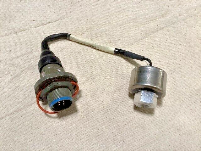 NEW MRAP MAXXPRO CAT I BAE SYSTEMS 15814315C PRESSURE SWITCH 5930-01-564-6976