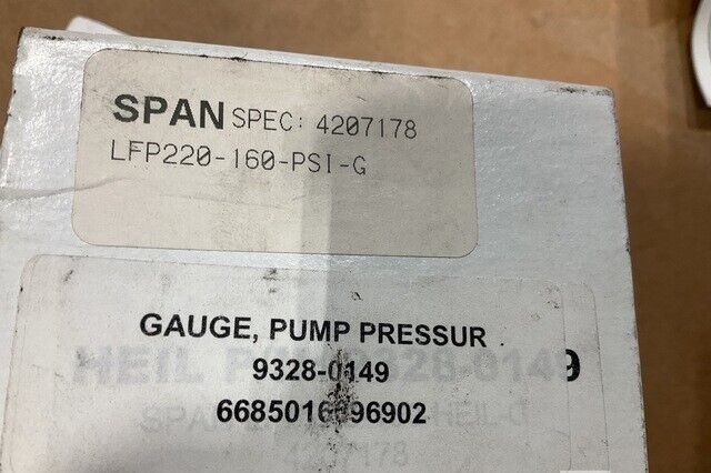 MK2500 FLATRACK MK2500 REFUELER SPAN 9328-0149 DIAL INDICATING PRESSURE GAGE