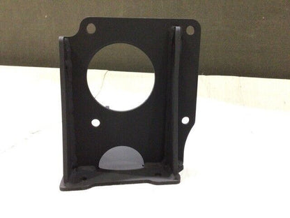 FIRE FIGHTING TRUCK OSHKOSH 4079076 4267783 MOUNTING BRACKET 5340-01-644-8620