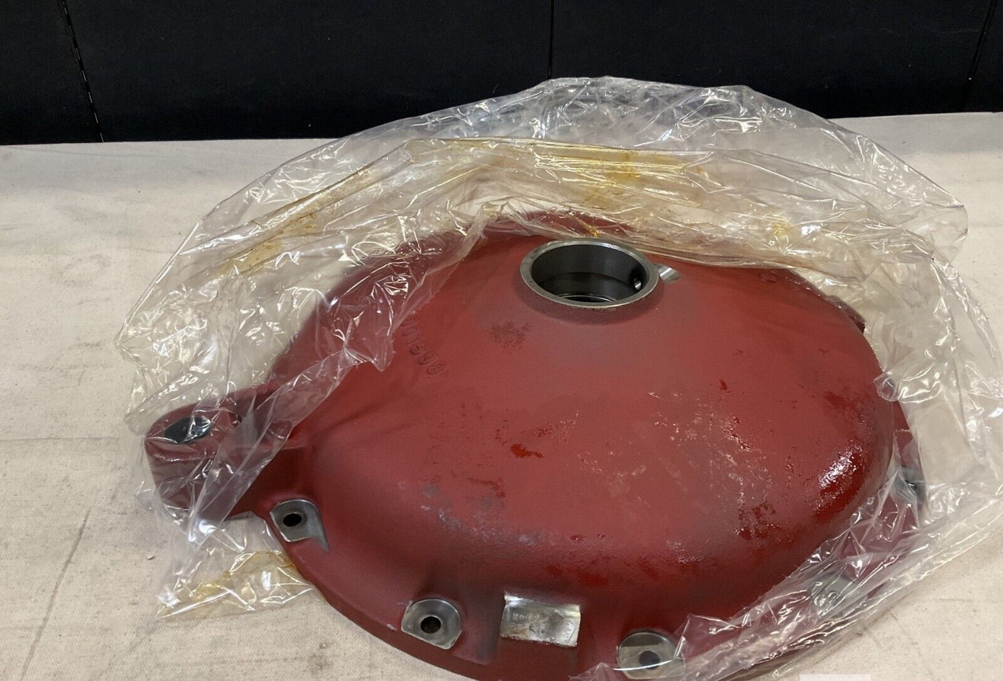 FORKLIFT DED 6000 LB, 1000M 4001899 MECHANICAL DRIVE HOUSING 3040-01-297-5389